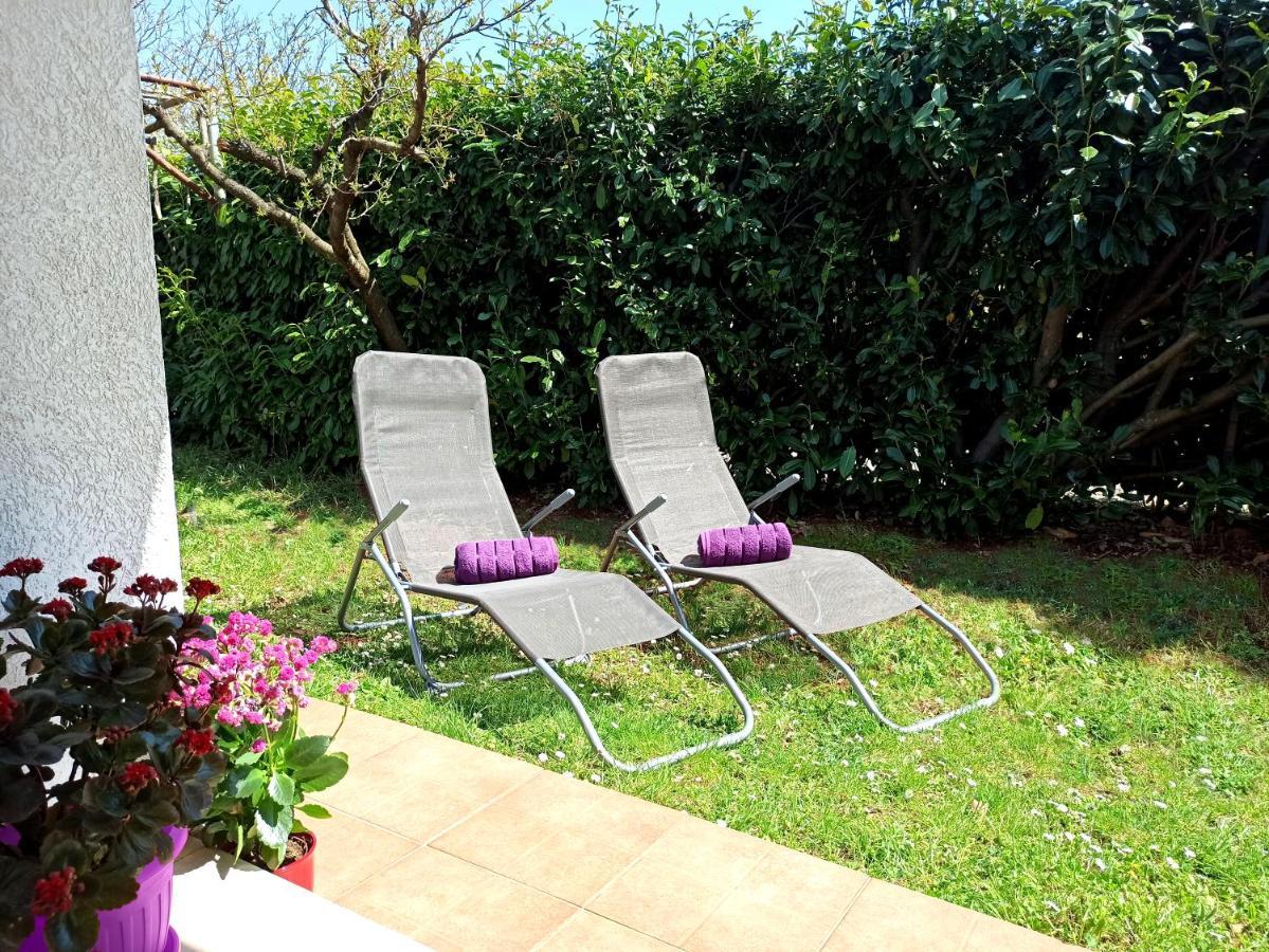 Apartman Dora Pula Exterior foto